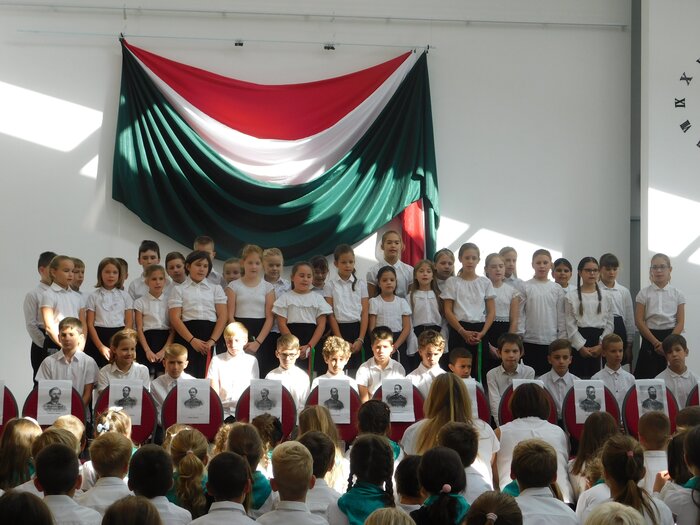Október 6 (31)